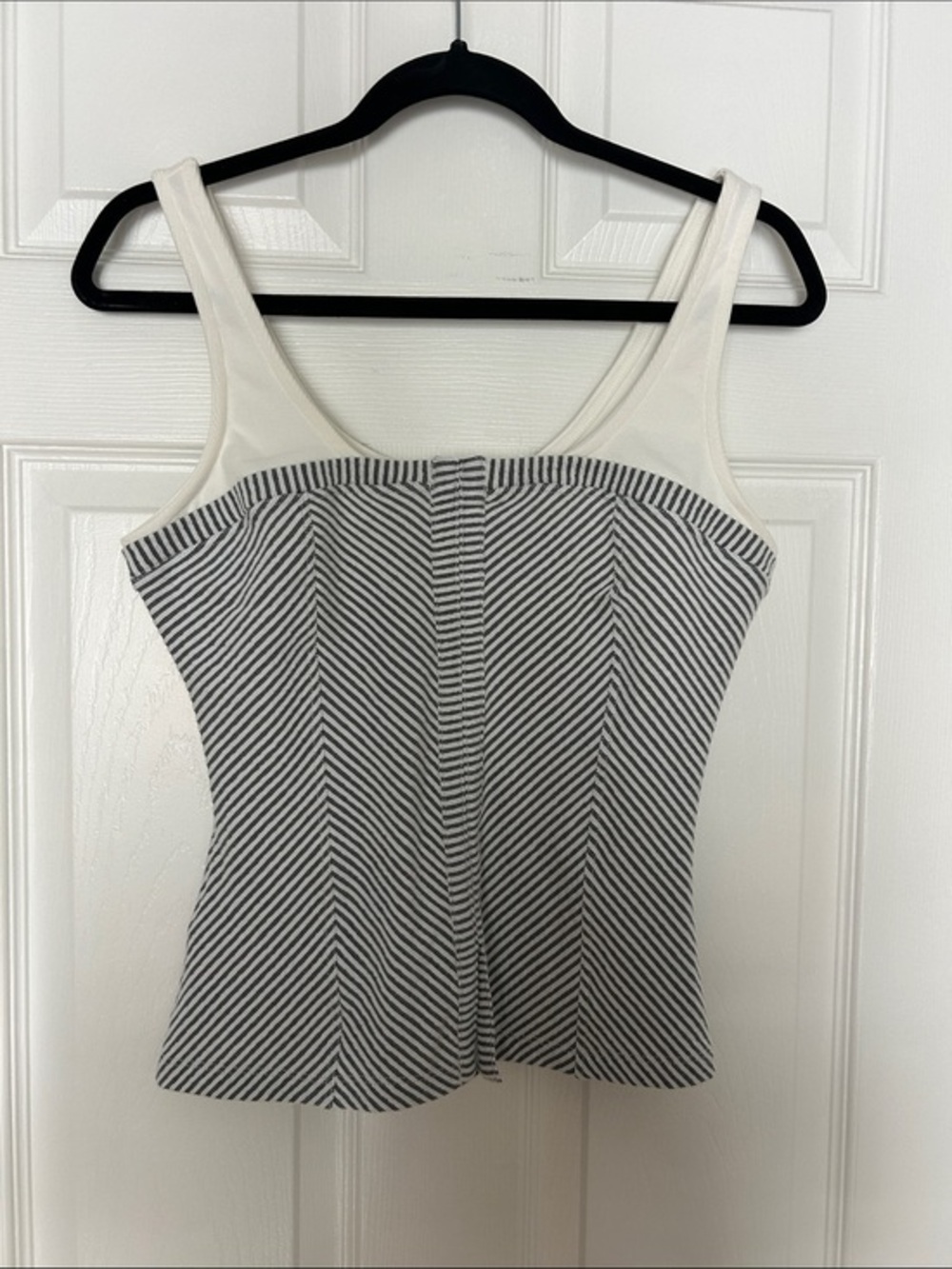 Vigoss Black and Cream Striped Chevron Tank Camisole